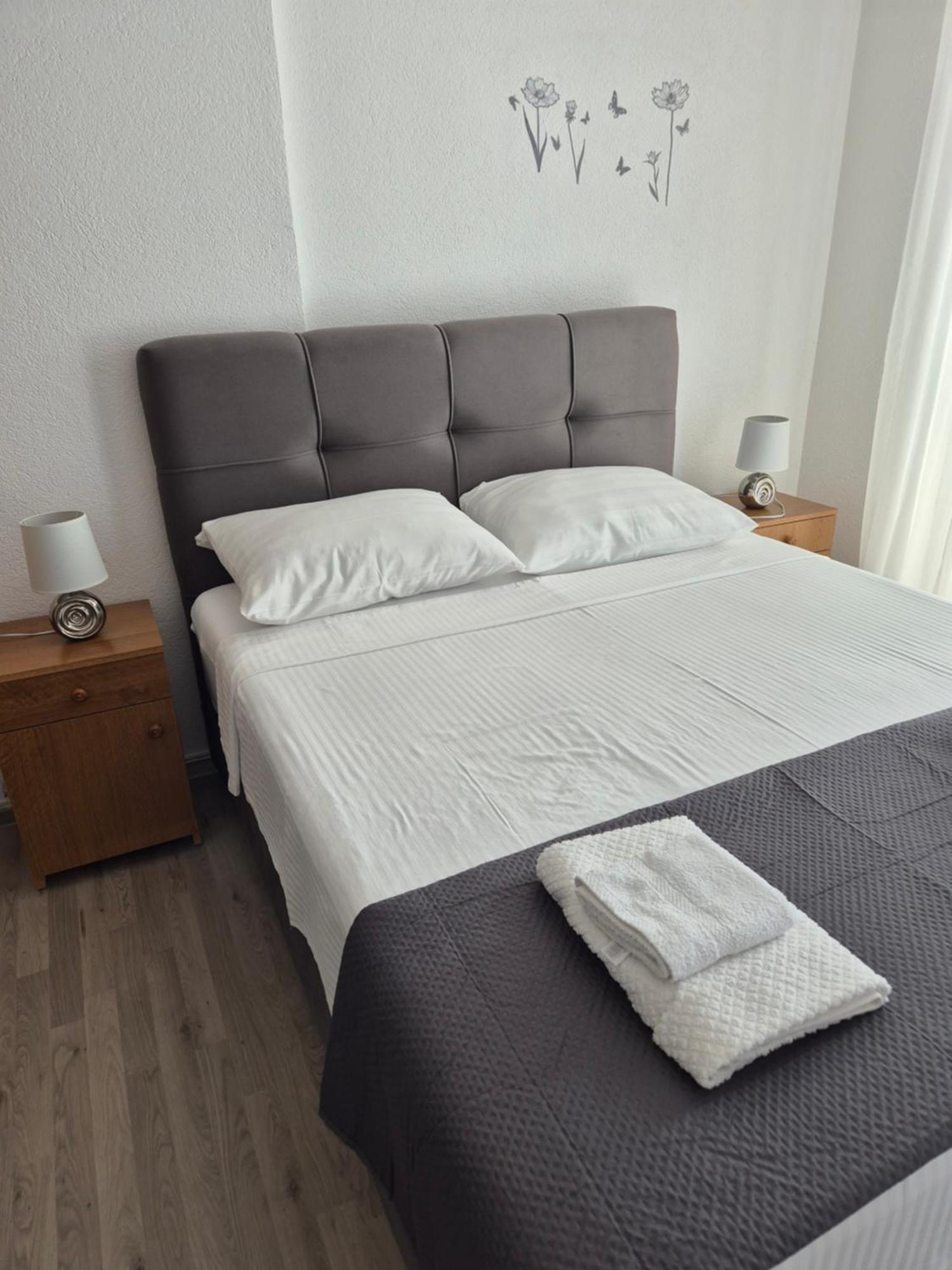 אופטיה Apartmani Adria מראה חיצוני תמונה