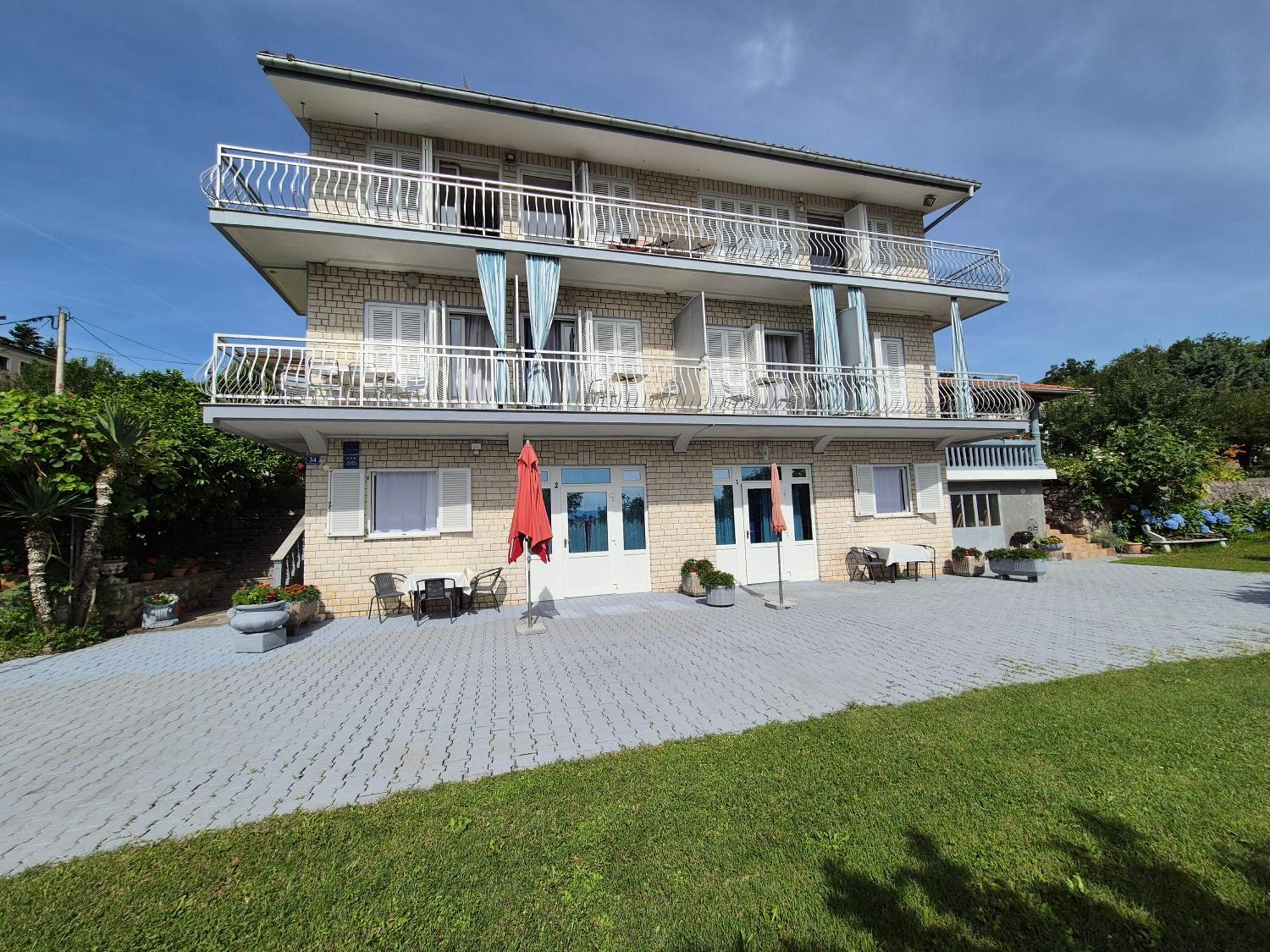 אופטיה Apartmani Adria מראה חיצוני תמונה